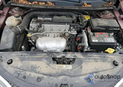 2015 Chrysler 200 Lx z USA, uszkodzony, nr VIN 1C3CCCFB8FN626247